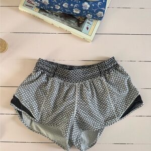 Lululemon Athletica Black and White Athletic Shorts with Elastic Waistband
